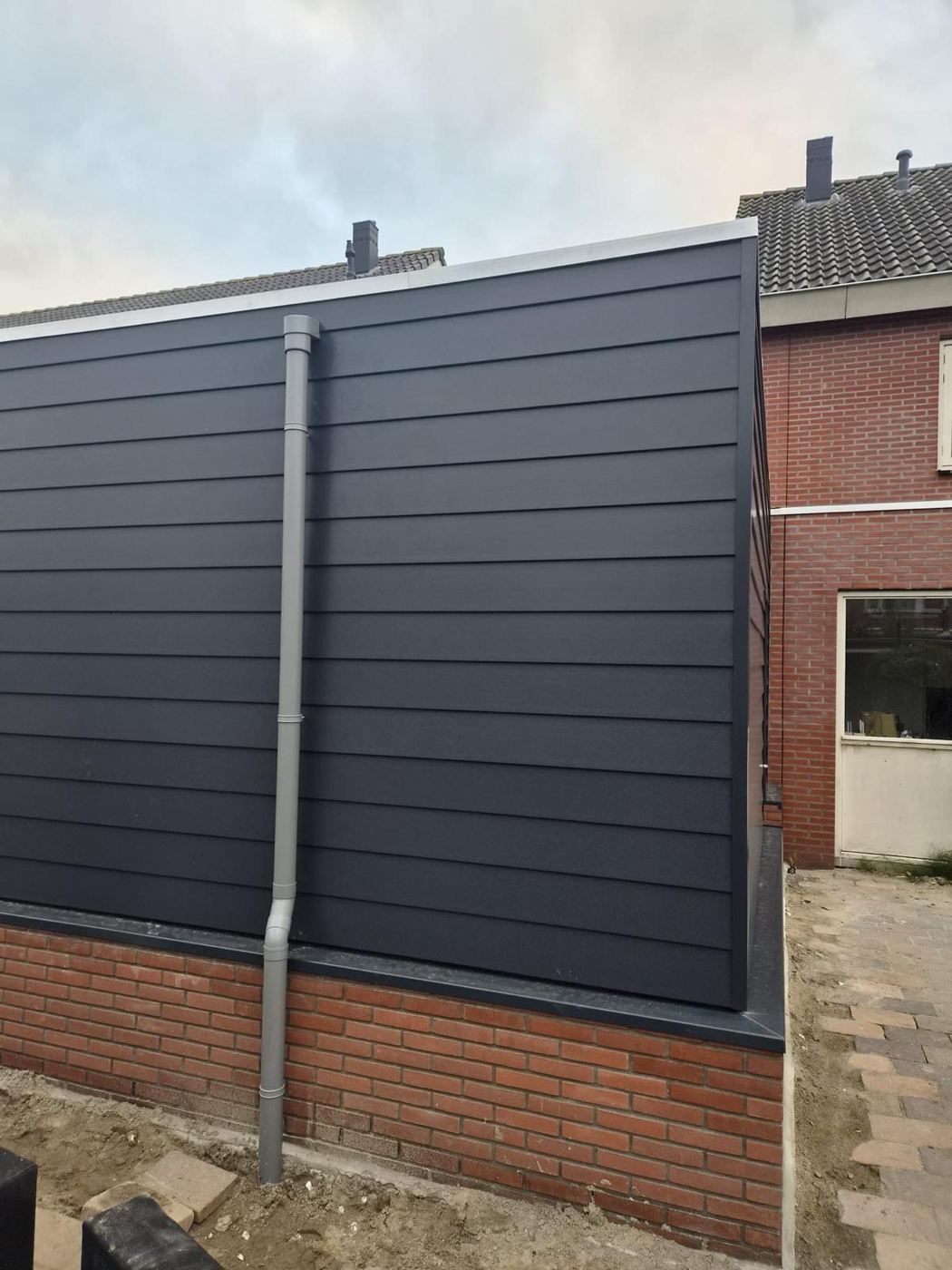 Dubbele garage van ± 55 m²
